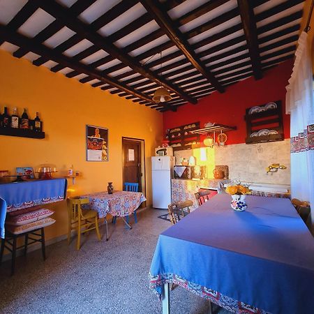 Bed and Breakfast Due Passi Dal Centro Marsala Exterior foto
