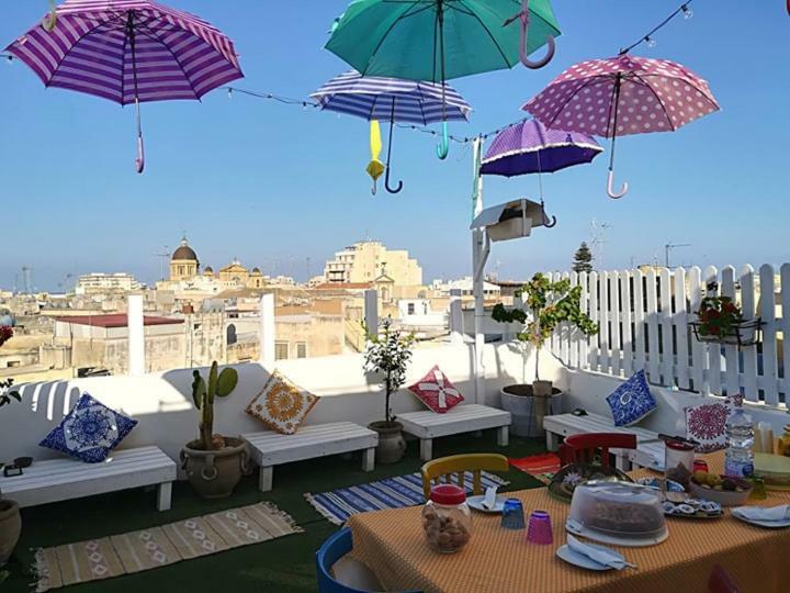 Bed and Breakfast Due Passi Dal Centro Marsala Exterior foto