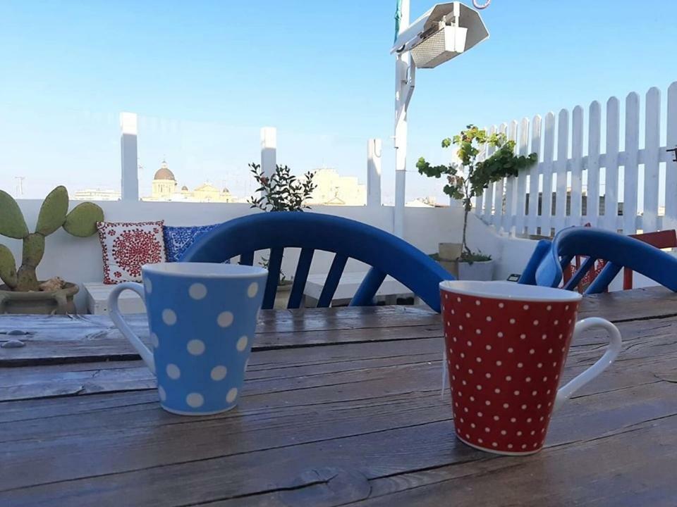 Bed and Breakfast Due Passi Dal Centro Marsala Exterior foto