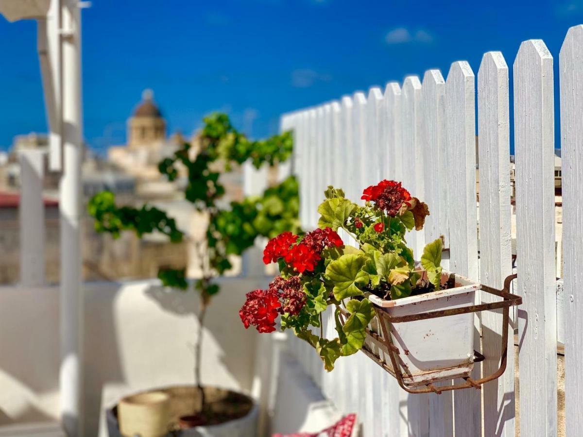 Bed and Breakfast Due Passi Dal Centro Marsala Exterior foto
