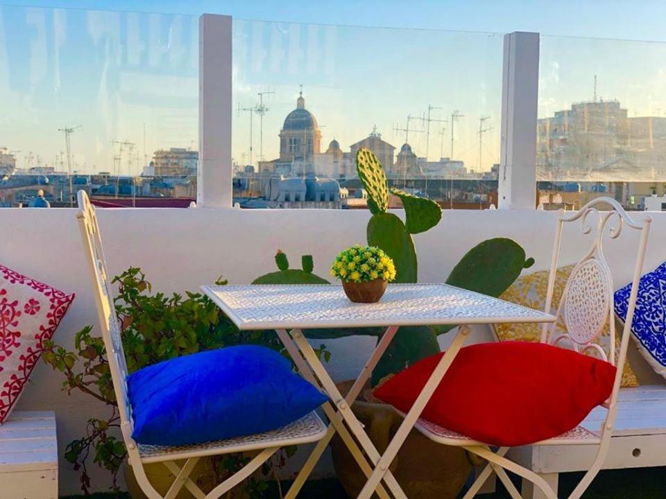 Bed and Breakfast Due Passi Dal Centro Marsala Exterior foto